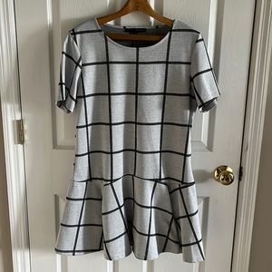Harve’ Benard Gray and Black Grid Printed Drop Waist Fit and Flare Knit Dress XL